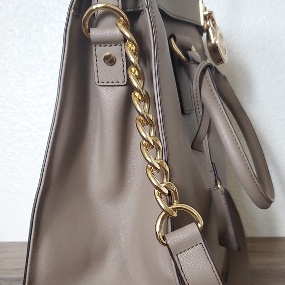 Michael kors handbag - Picture 4 of 5